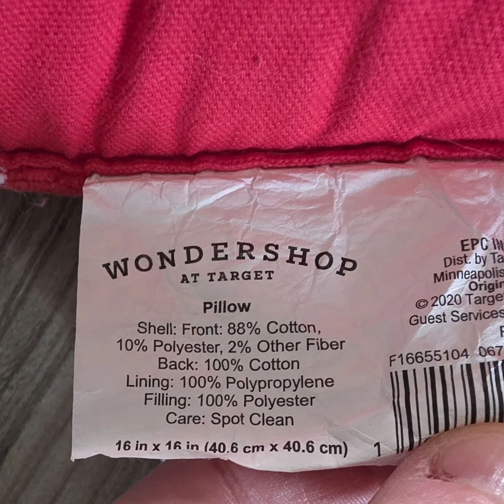 Wondershop Red and White Snowflake Holiday Throw Pillow Pair